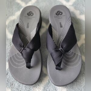 Cloudsteppersby Clarks Sandals Grey/Black - 7M
